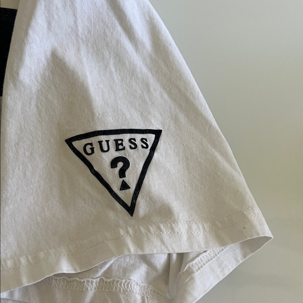 GUESS White and Black Logo Tee - Picture 4 of 4